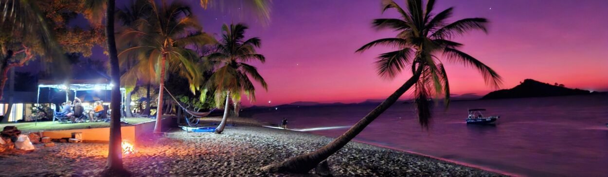 A colourful purple Sunset at Montes reef Resort