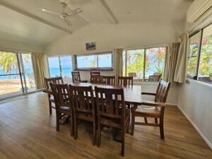Montes Standard Family Cabin Dining Area